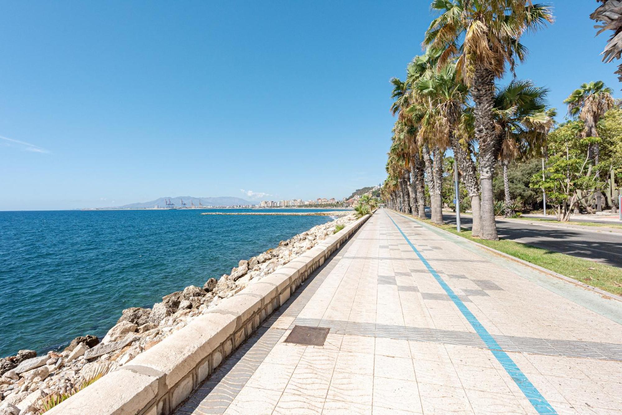 Apartamento Santiago Malaga Bagian luar foto